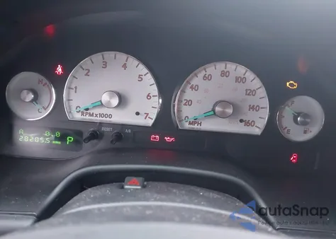 2003 Ford Thunderbird z USA, uszkodzony, nr VIN 1FAHP60A13Y110898